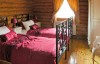 woodpecker lodge bedroom