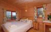 Nunland Hillside Lodges bedroom